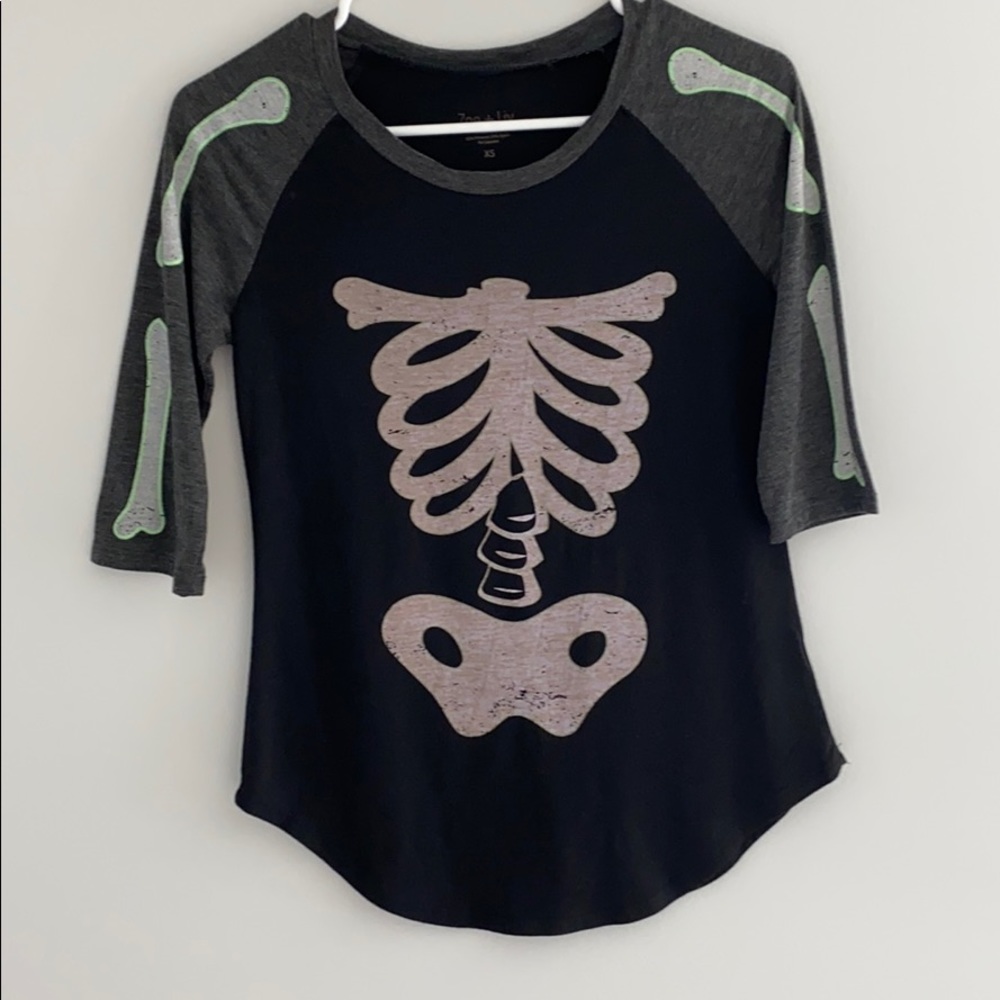 Halloween shirt - Picture 1 of 1